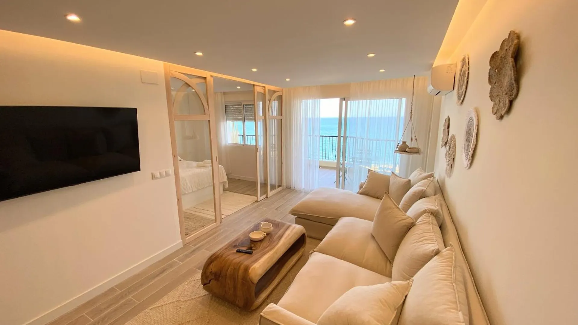 Las Antillas I Front Sea View Pool Apartment Fuengirola